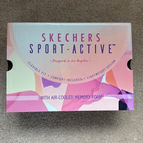 EUC Skechers Women’s Gray Sneakers with Air-Cooled Memory Foam - Picture 6 of 7